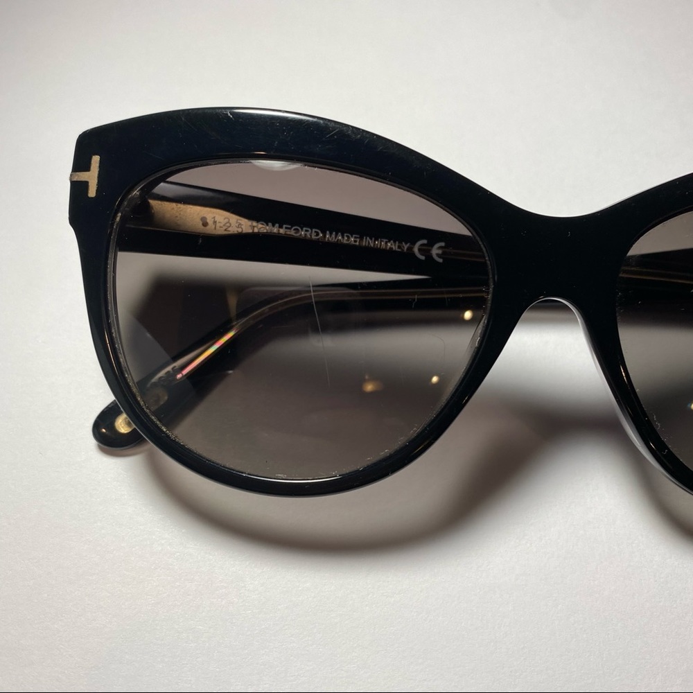 🎉Tom Ford Wallace Cat Eye Black Sunglasses 100% Authentic SOLD OUT $395 w/ case - Picture 12 of 14